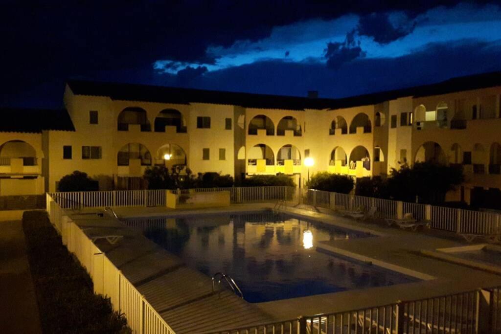 Studio Mezzanine En Residence Avec Piscine Au Village Le Barcarès Exterior foto